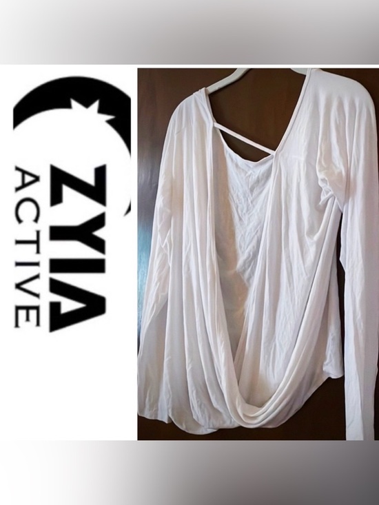 ZYIA Tops - ✨ ZYIA 🌙✨White Namaste Long Sleeve T